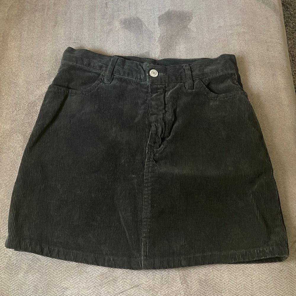 Dark hunter green J. Galt skirt in one size